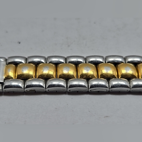 Womens Vintage Salvi 18K Gold Plated Watch 334362 Silver Two Tone New Battery